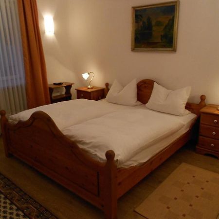 Hotel Adam Saarbrücken Buitenkant foto